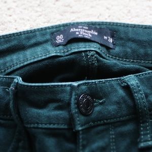 Abercrombie & Fitch Pants - Abercombie Hunter Green Jeans 00/24 Abercrombie & Fitch Pants - Abercombie Hunter Green Jeans 00/24
